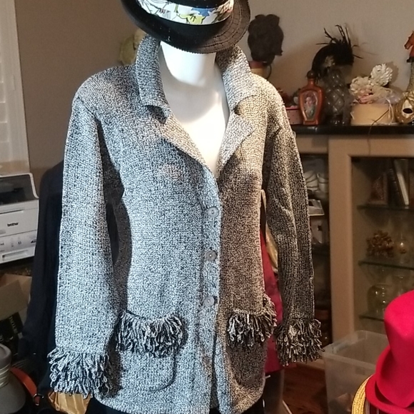Endless Love in this  Dove Gray Fringe Detail Sweater to Layer Over or under.. - Picture 3 of 6